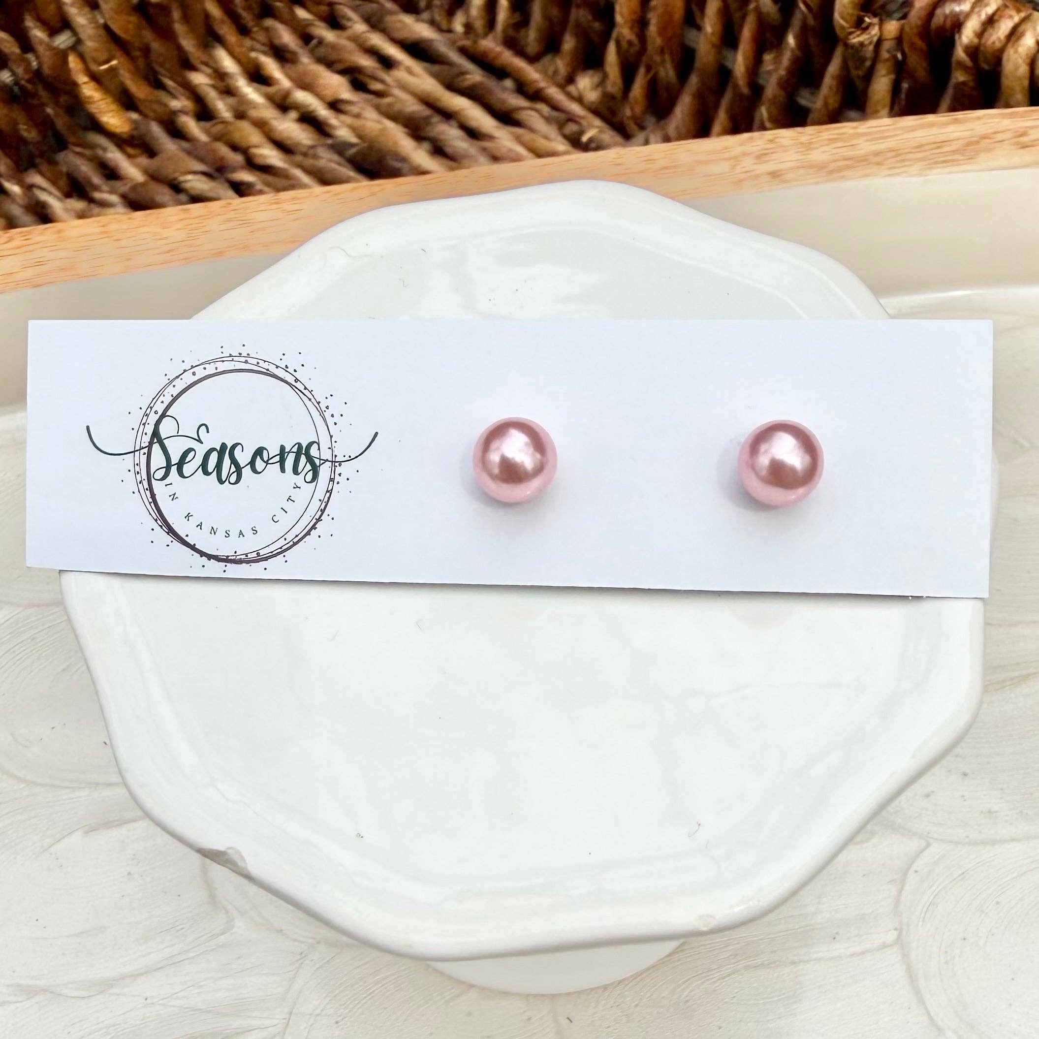 Dottie | Large Stud | All Seasons - Surprise Lily
