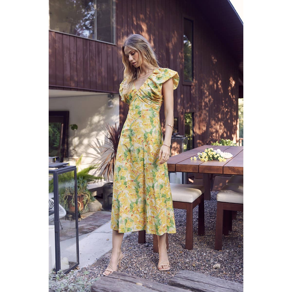 SUNSHINE KISSED COTTON FLORAL MIDI DRESS WITH VOLUMINOUS SLV - Surprise Lily