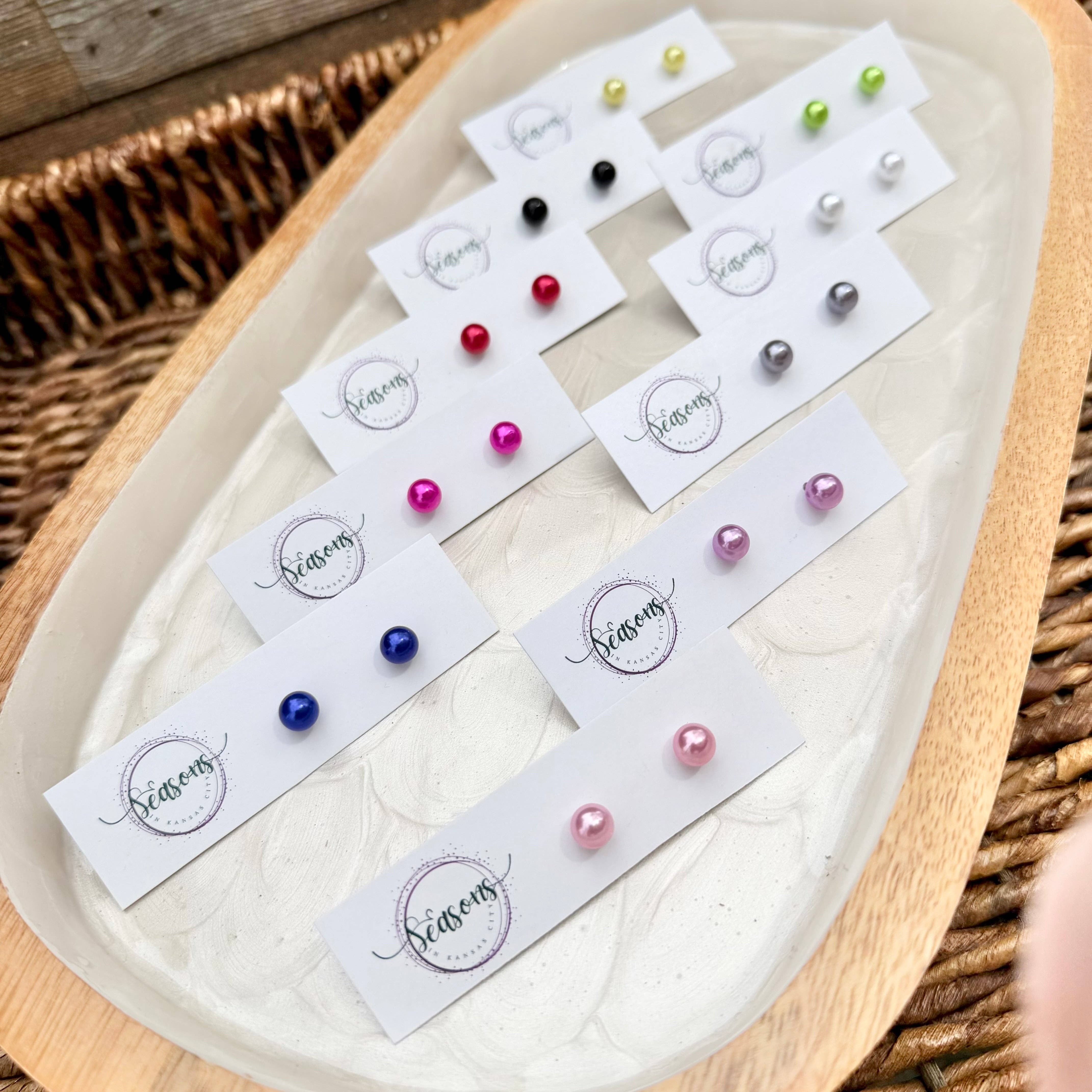 Dottie | Large Stud | All Seasons - Surprise Lily