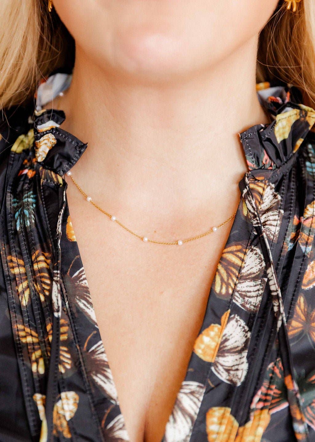 Necklace - Dabney Pearl - Surprise Lily