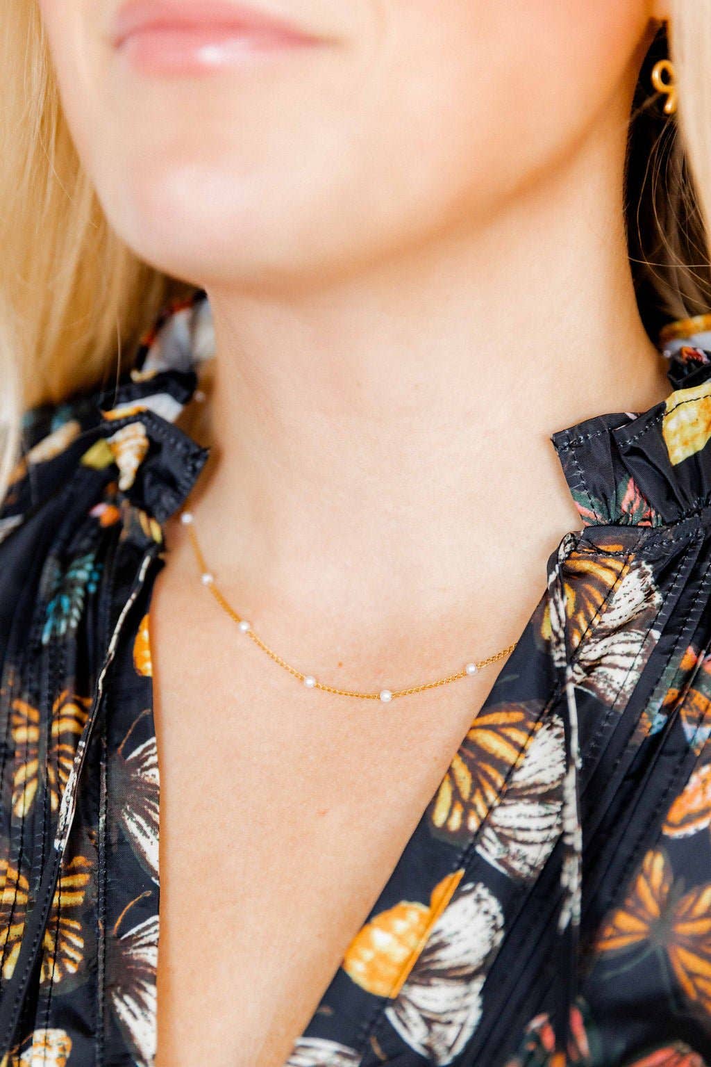 Necklace - Dabney Pearl - Surprise Lily