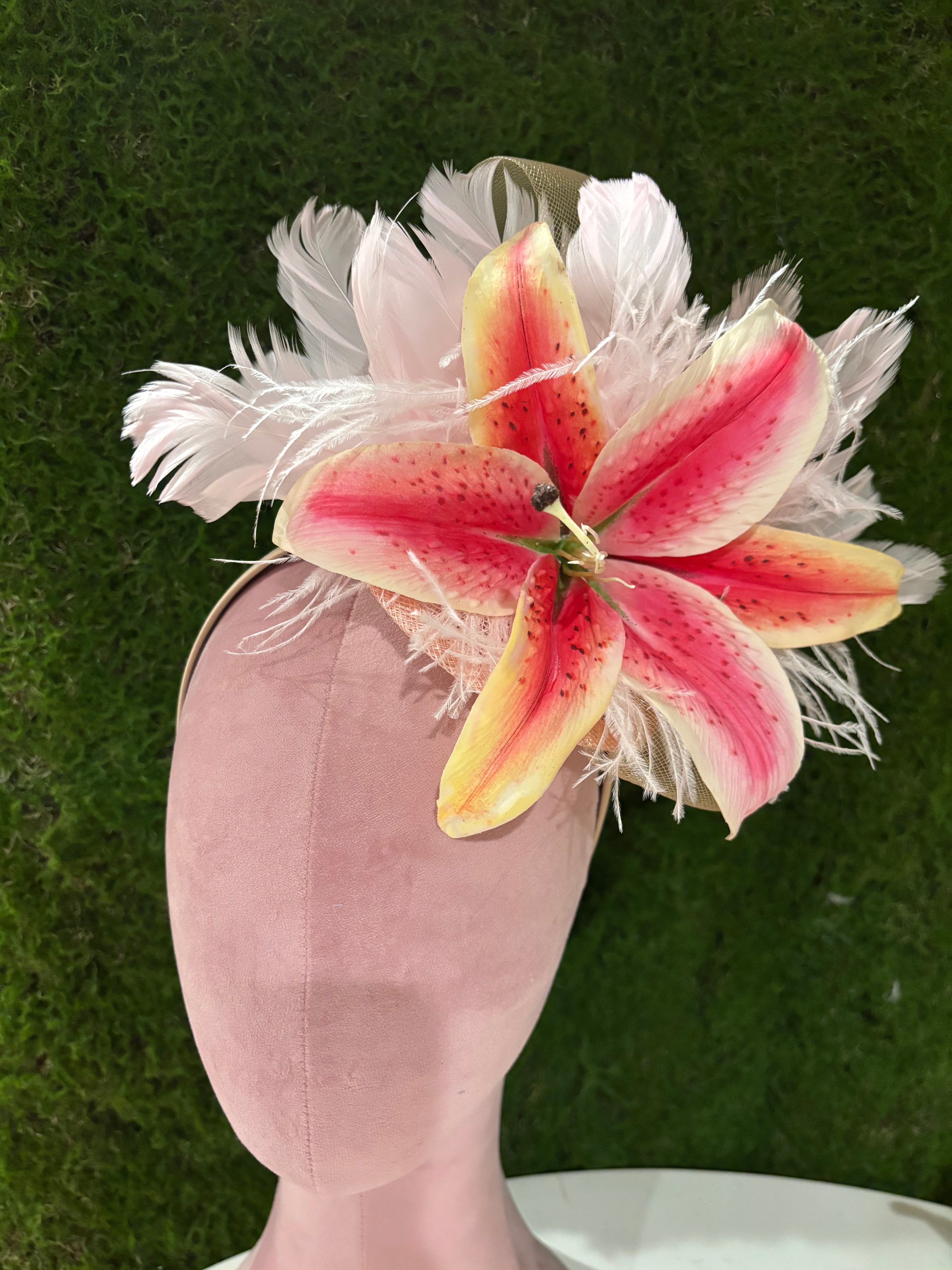 Lily 1 Fascinator
