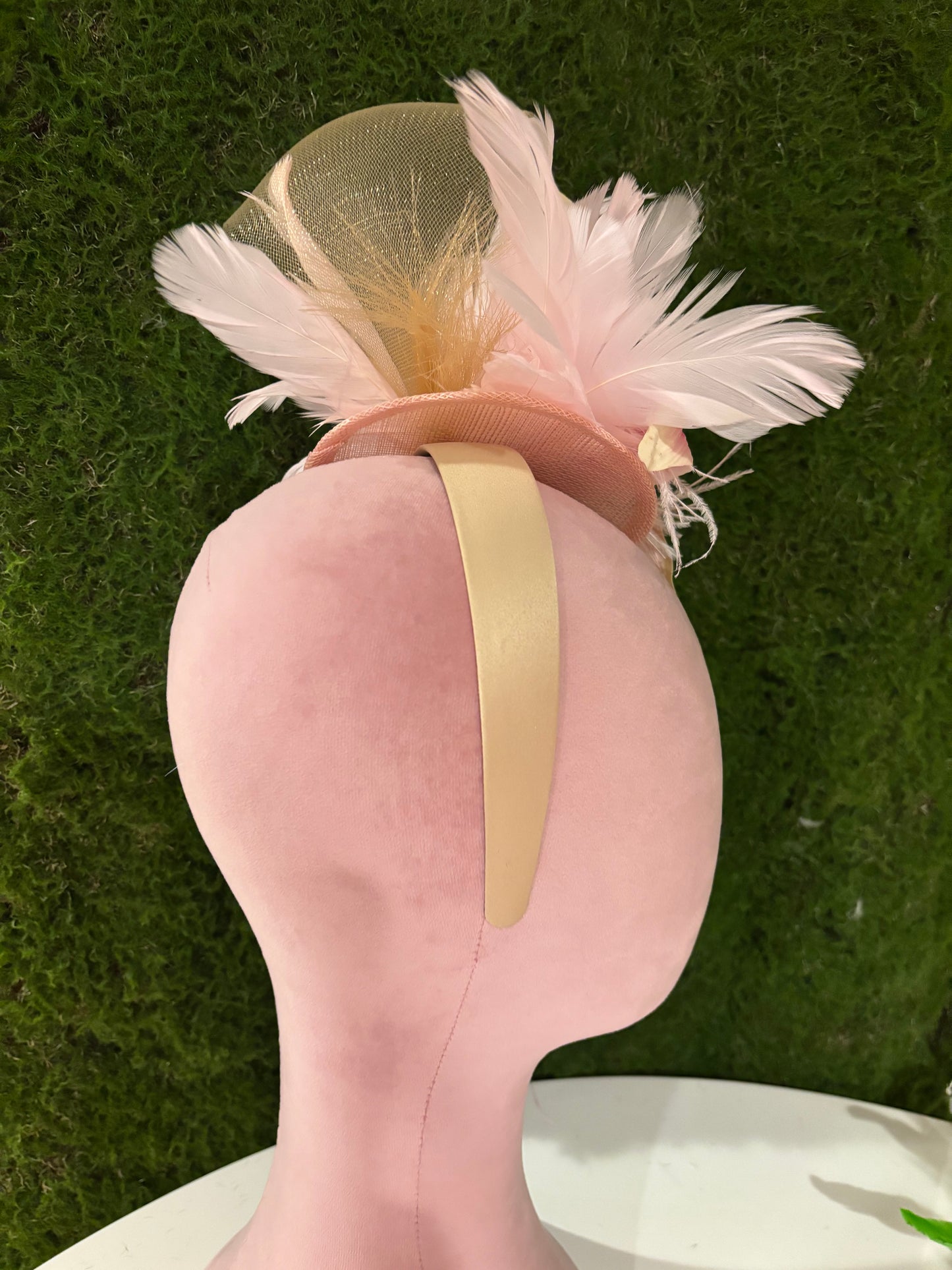 Lily 1 Fascinator