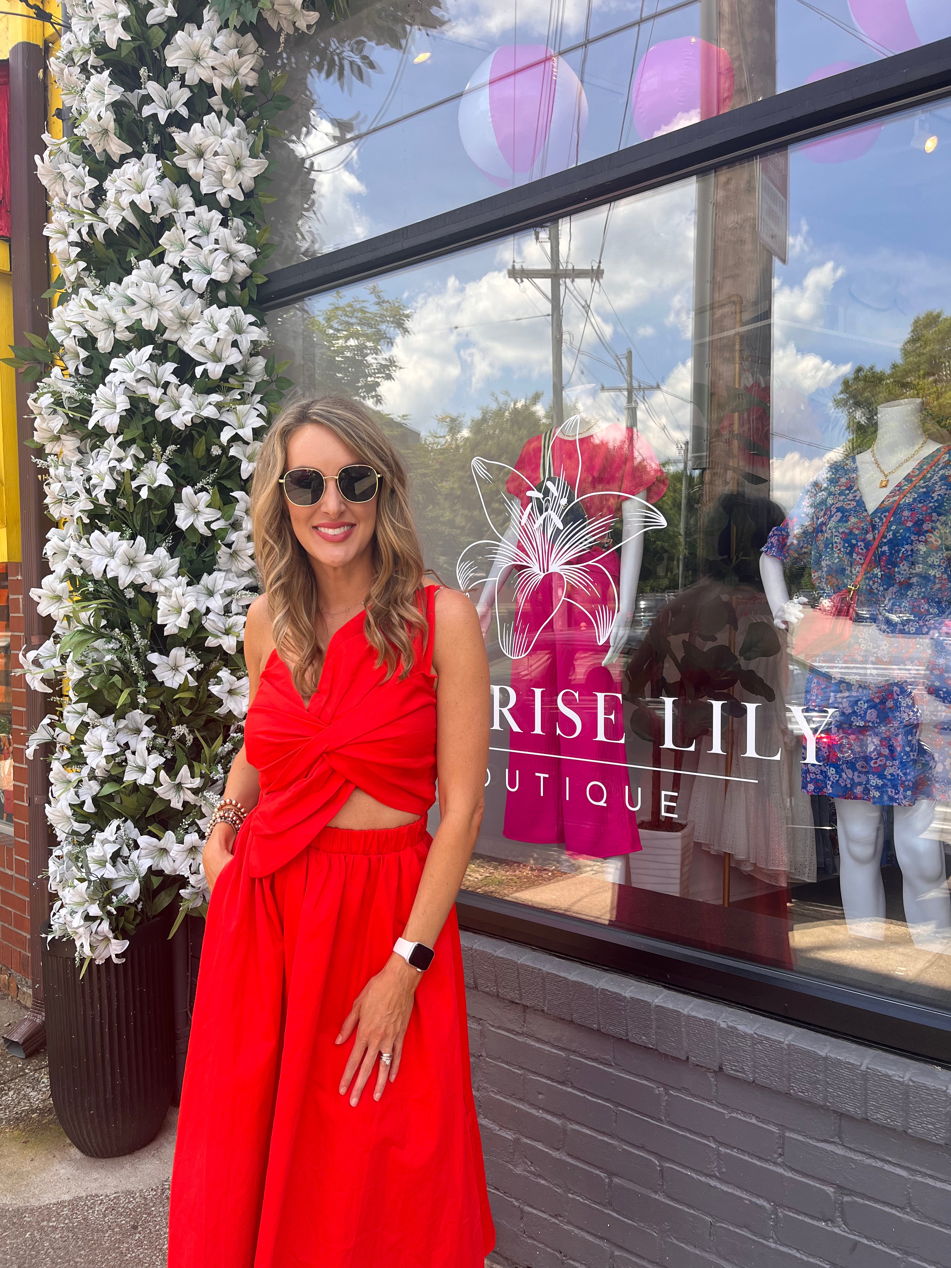 Flower Bow Midi Dress in Cherry Red - Dress - Midi - Surprise Lily