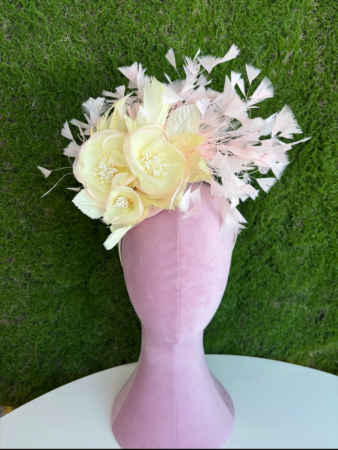 Veda Fascinator - Surprise Lily