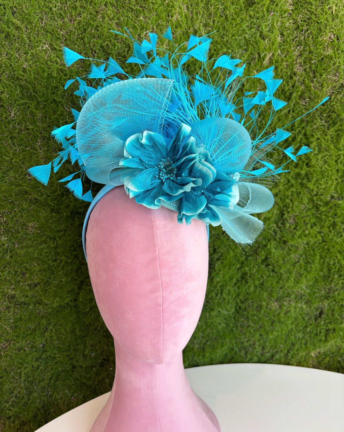 Zoe Fascinator - Surprise Lily