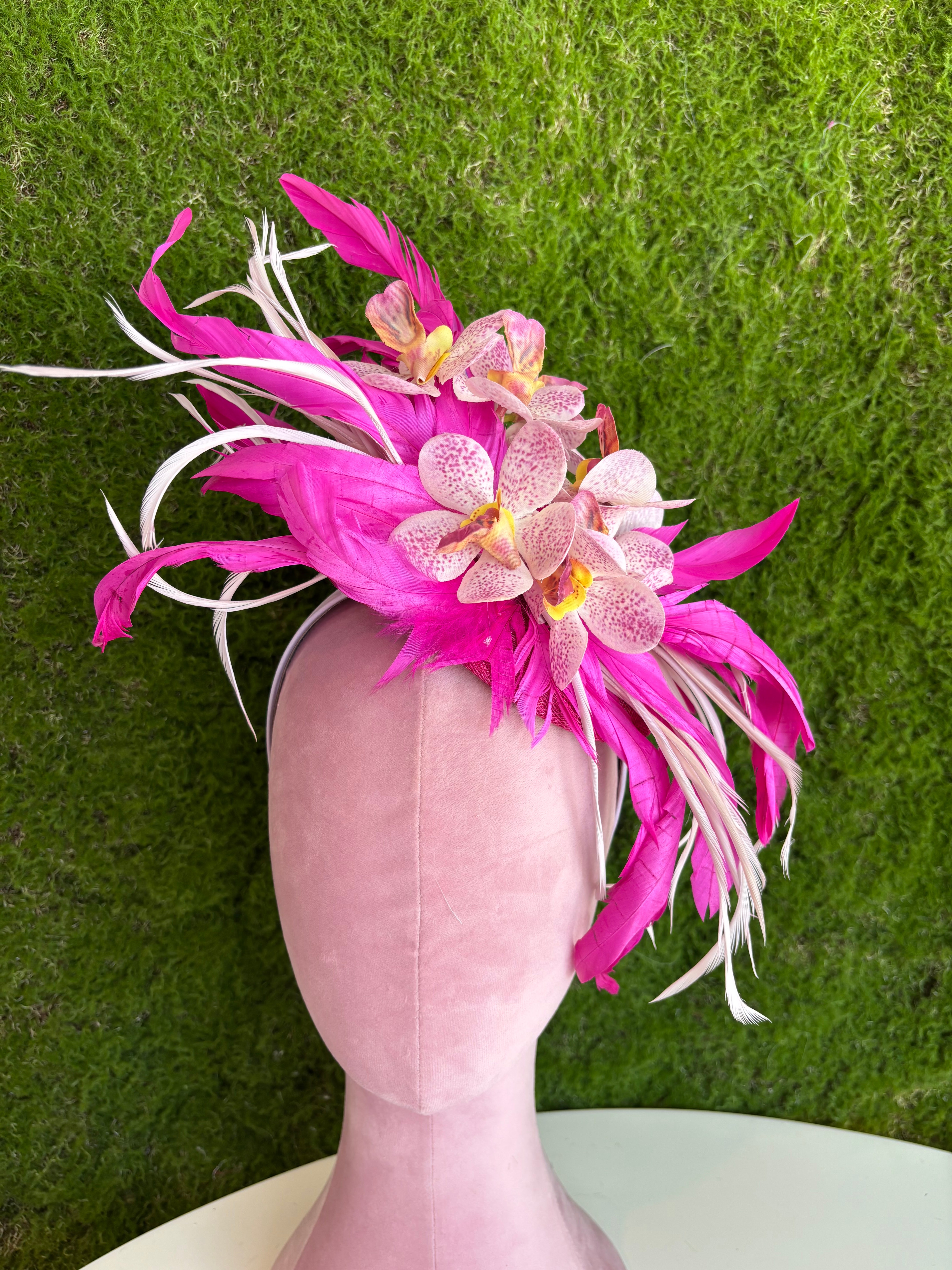 Tiffany Fascinator - Surprise Lily