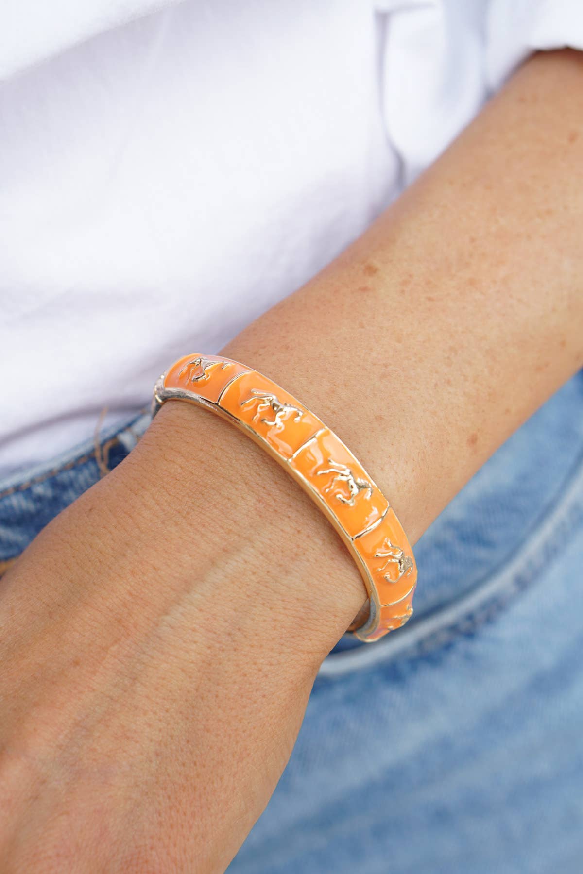 Horsin Around Sculpted Enamel Hinge Bangle - Surprise Lily