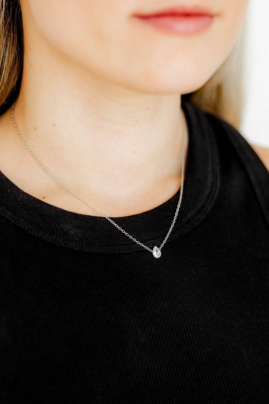 Necklace - Paloma Pear Drop Silver - Surprise Lily