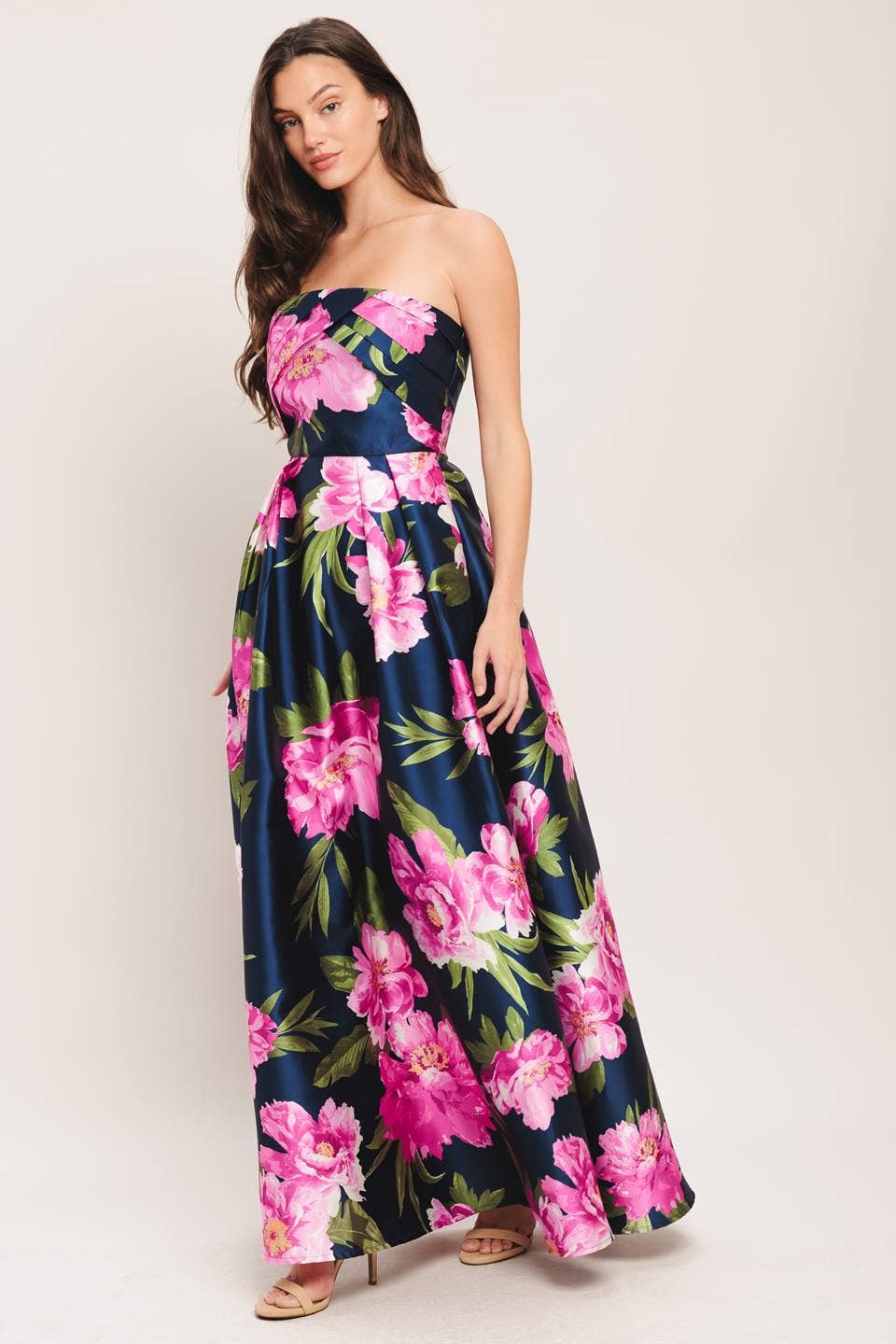 A printed woven maxi dress - ID23210 - Surprise Lily