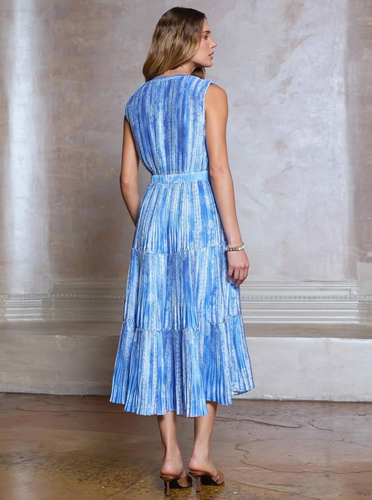 Printed Pleated Sleeveless Maxi Dress - Surprise Lily