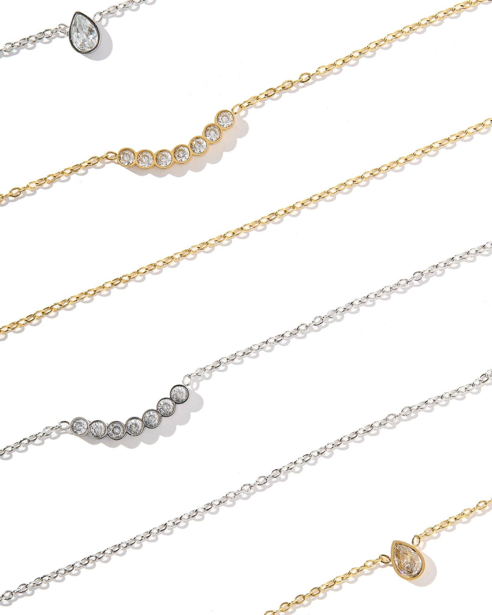 Necklace - Abigail Silver - Surprise Lily