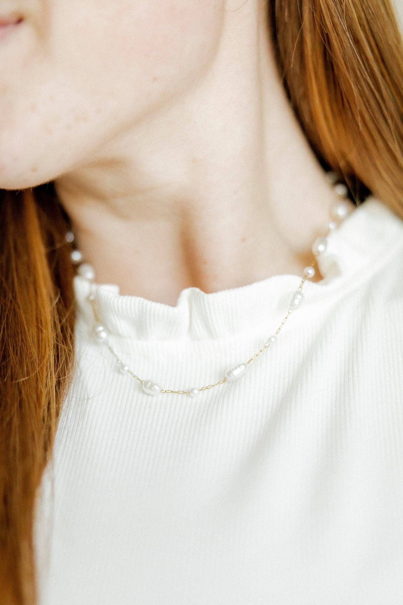 Necklace - Suri Pearl - Surprise Lily