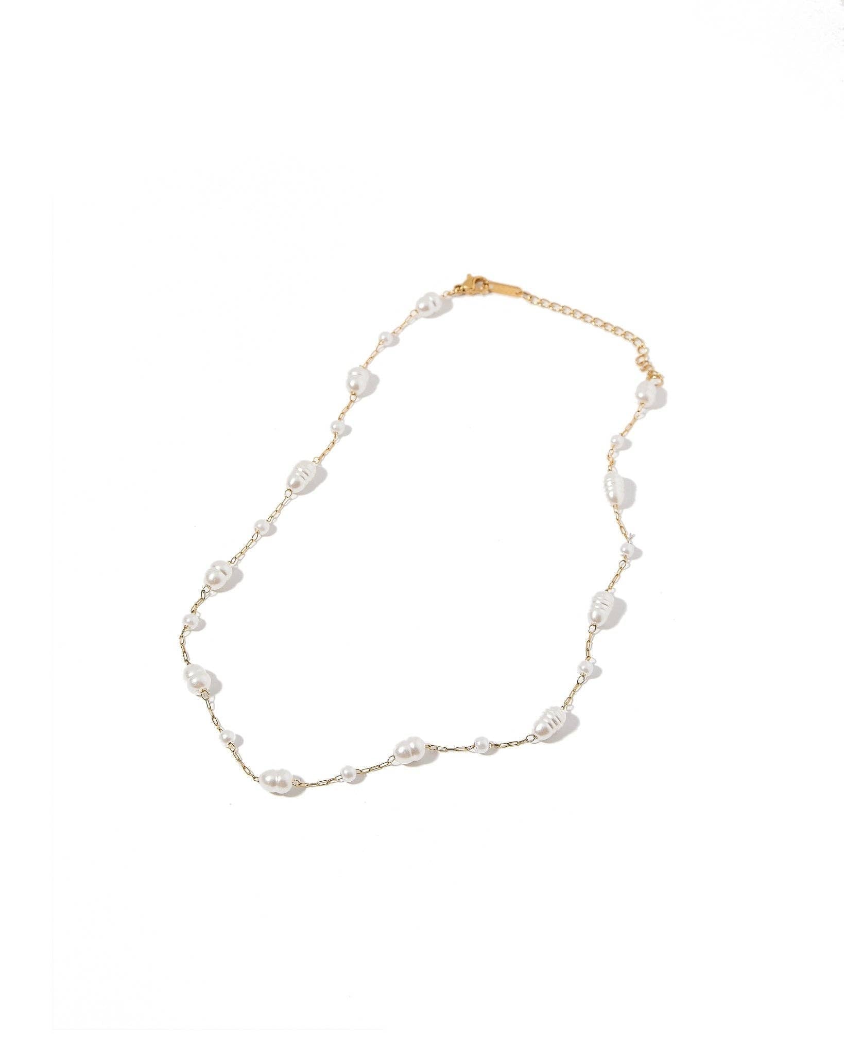 Necklace - Suri Pearl - Surprise Lily