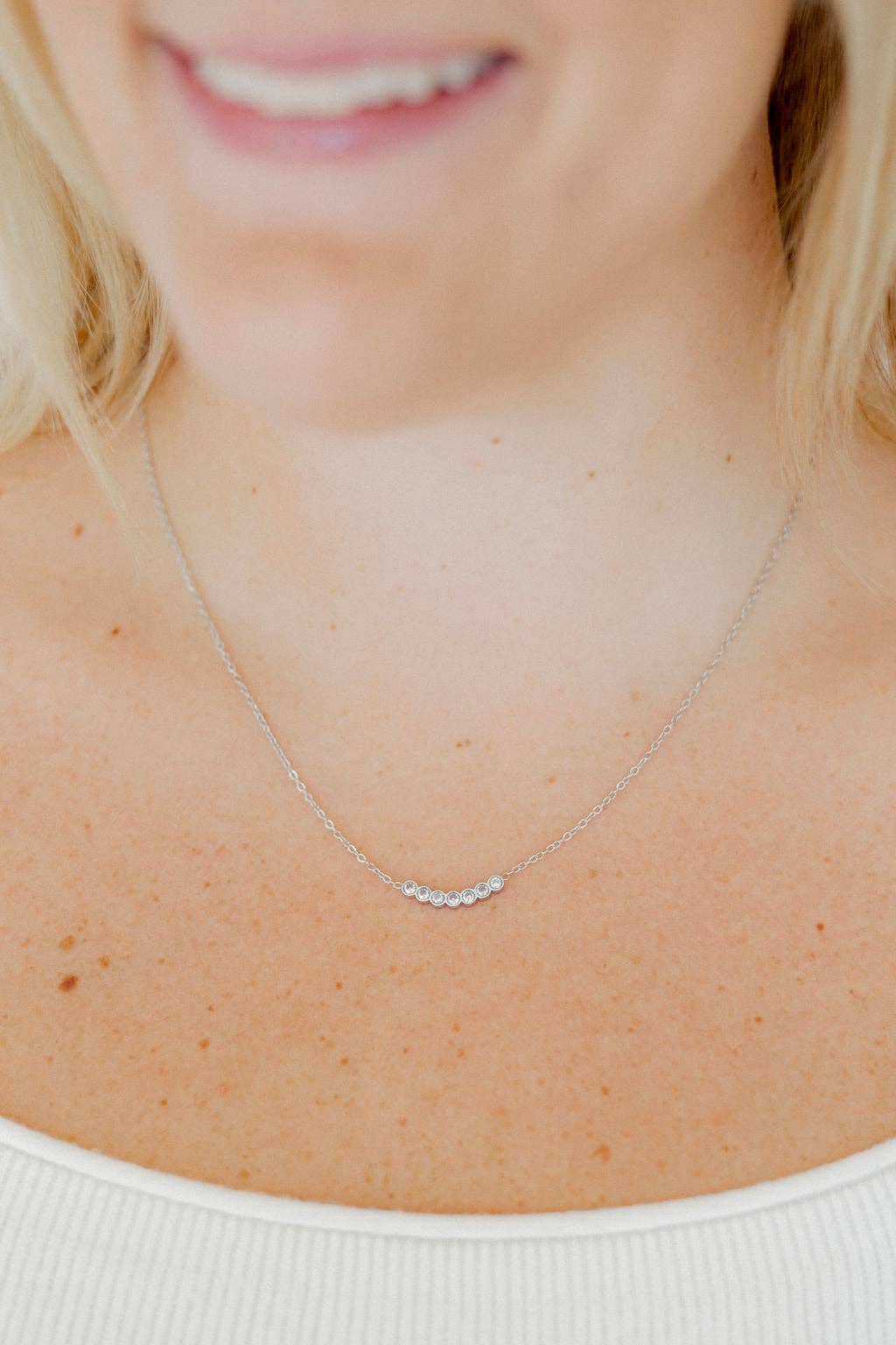 Necklace - Abigail Silver - Surprise Lily