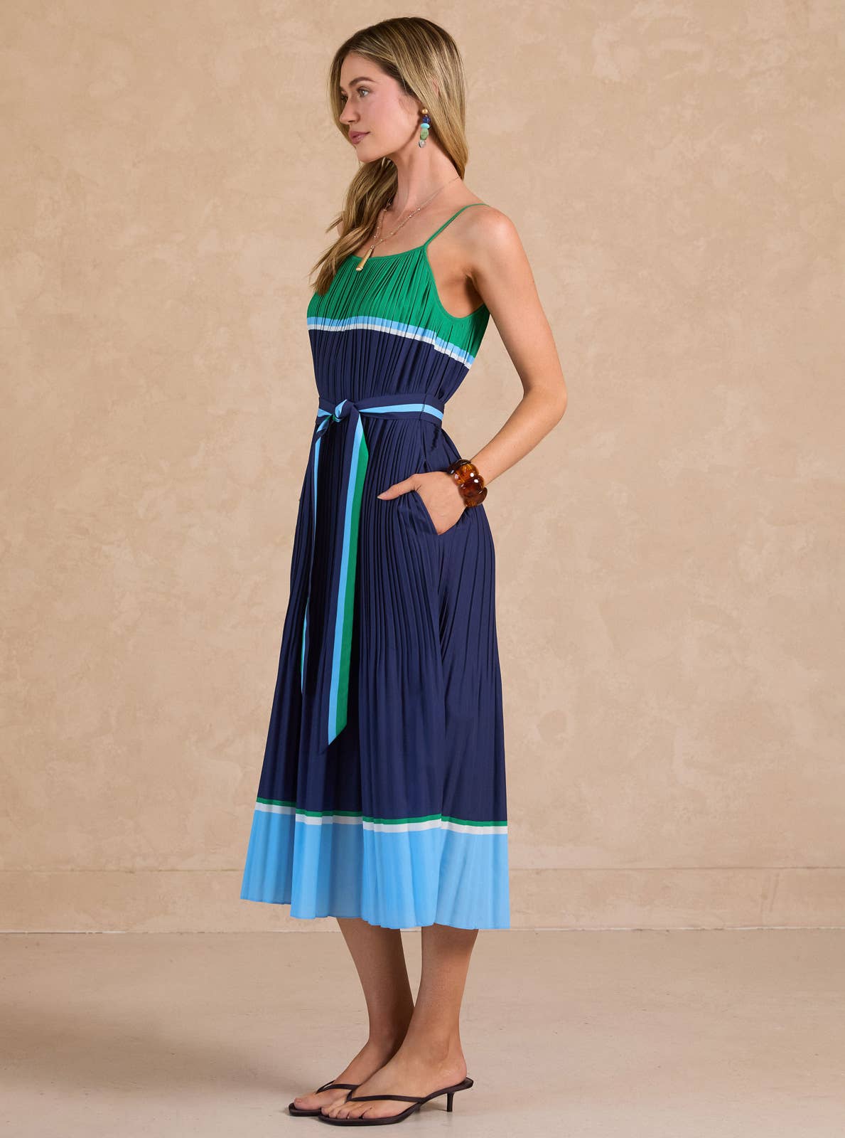 Color Block Pleated Sleeveless Maxi Dress - Surprise Lily
