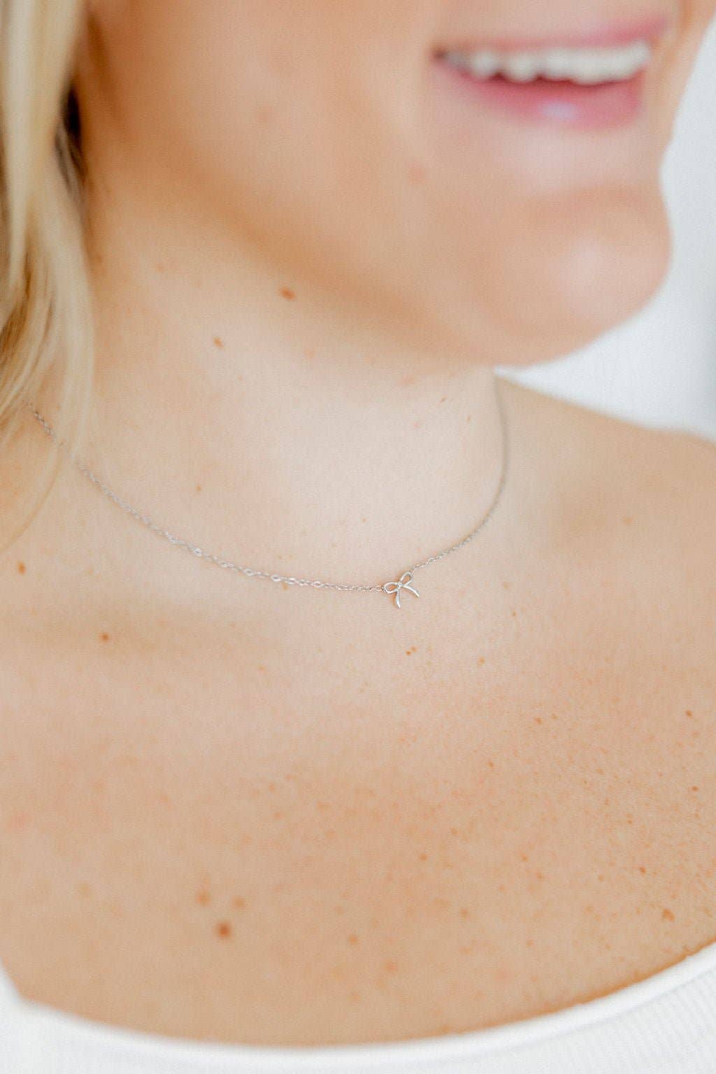 Necklace - Sadie Bow Silver - Surprise Lily