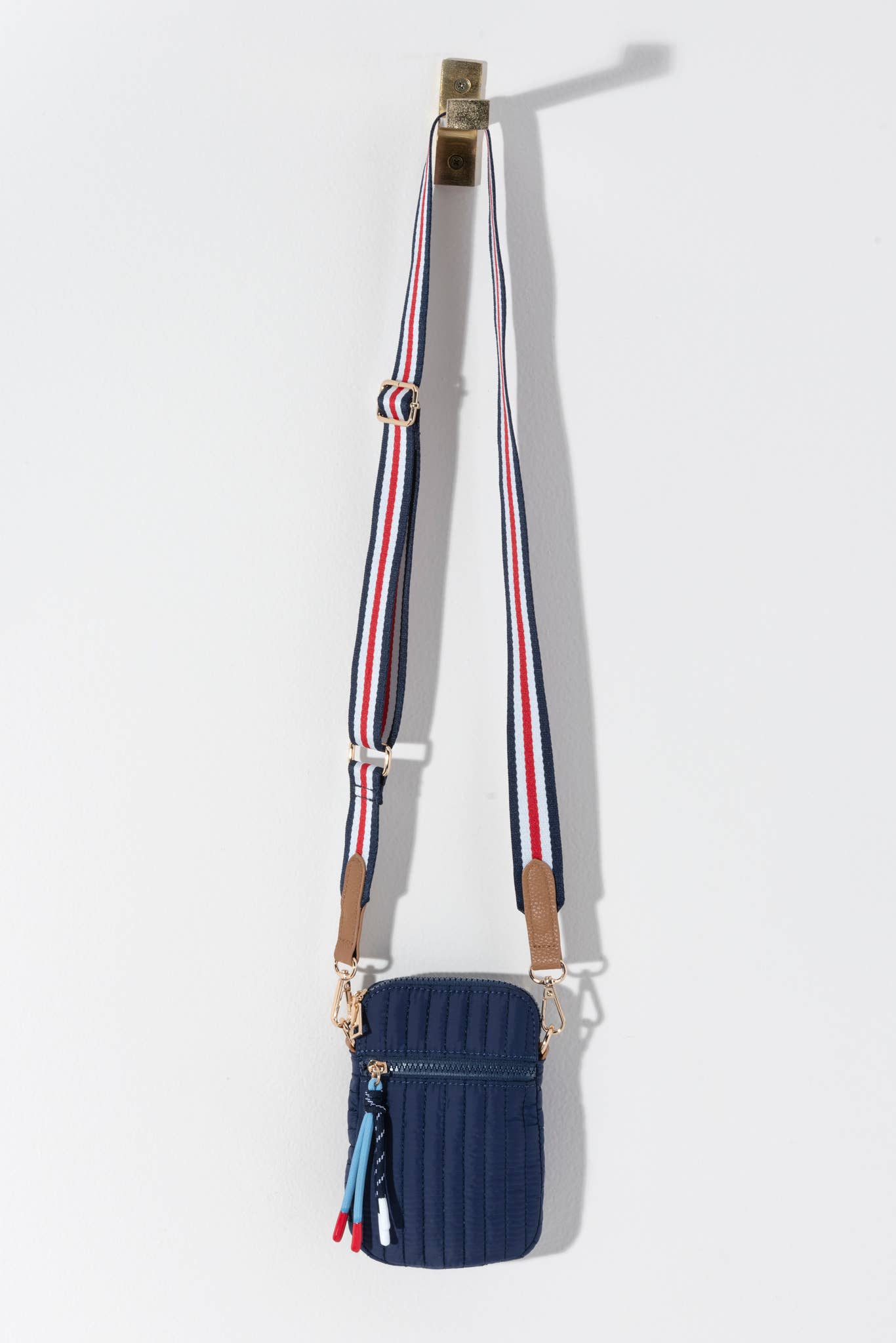EZRA PHONE HOLDER - Surprise Lily