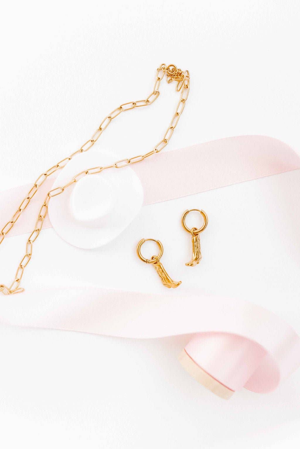 Necklace - Palmer Paperclip Gold - Surprise Lily