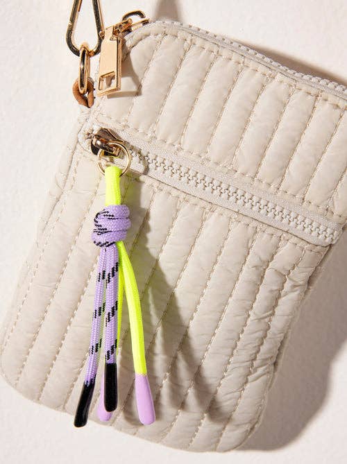 EZRA PHONE HOLDER - Surprise Lily