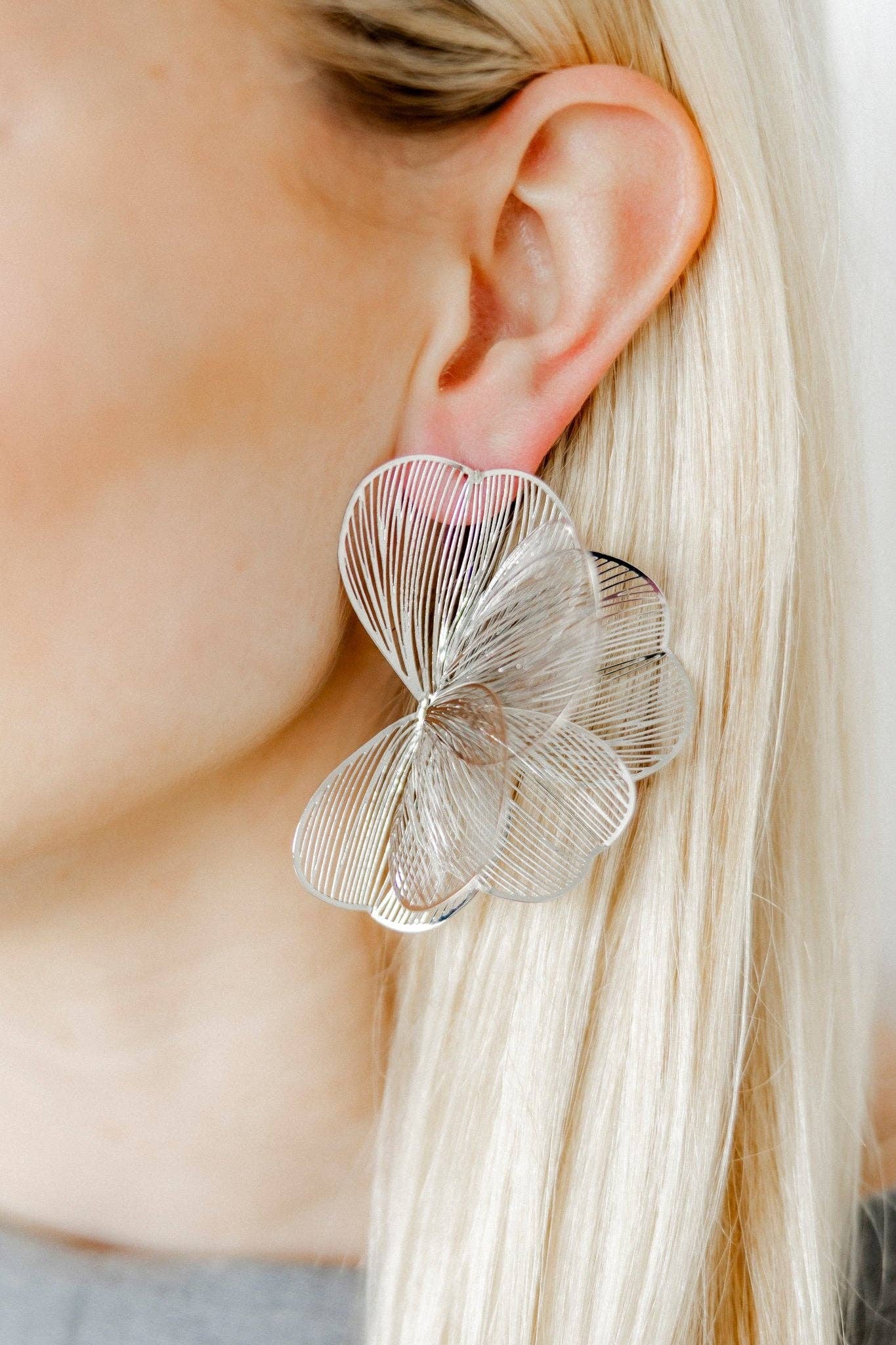Amanda Flower Statement Earrings - Silver - Surprise Lily