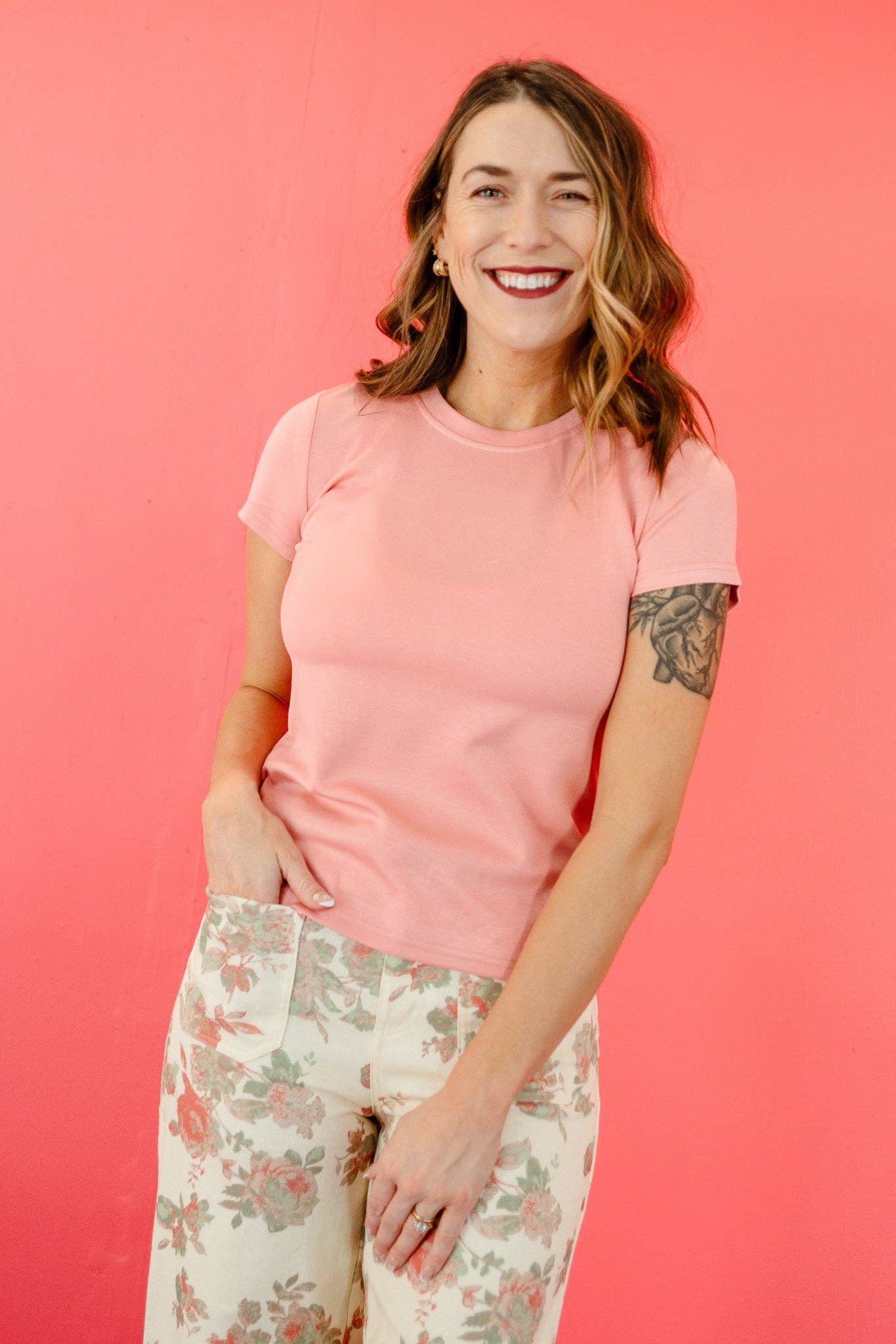 [Ellevate Basics]  The Essential Crewneck Breeze Tee: Rosewood - Autumn / Small - Surprise Lily