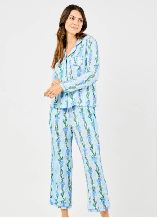 Charlotte Hello Garland Holiday Pajama Set