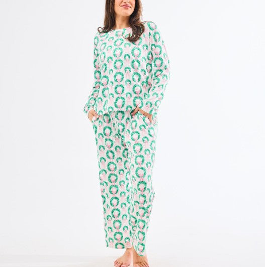 Annie Wreaths Holiday Pajama Set