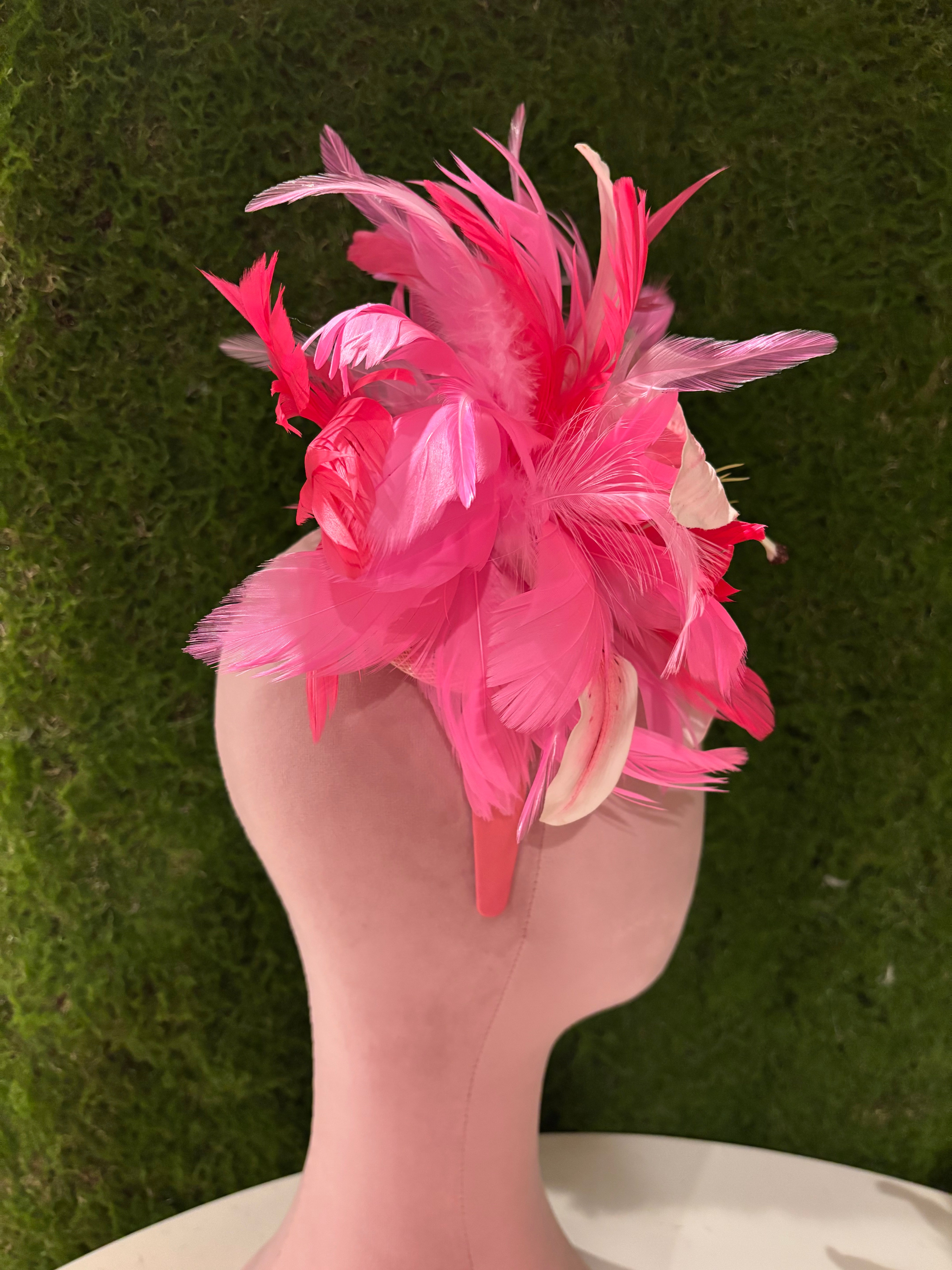 Lily 2 Fascinator