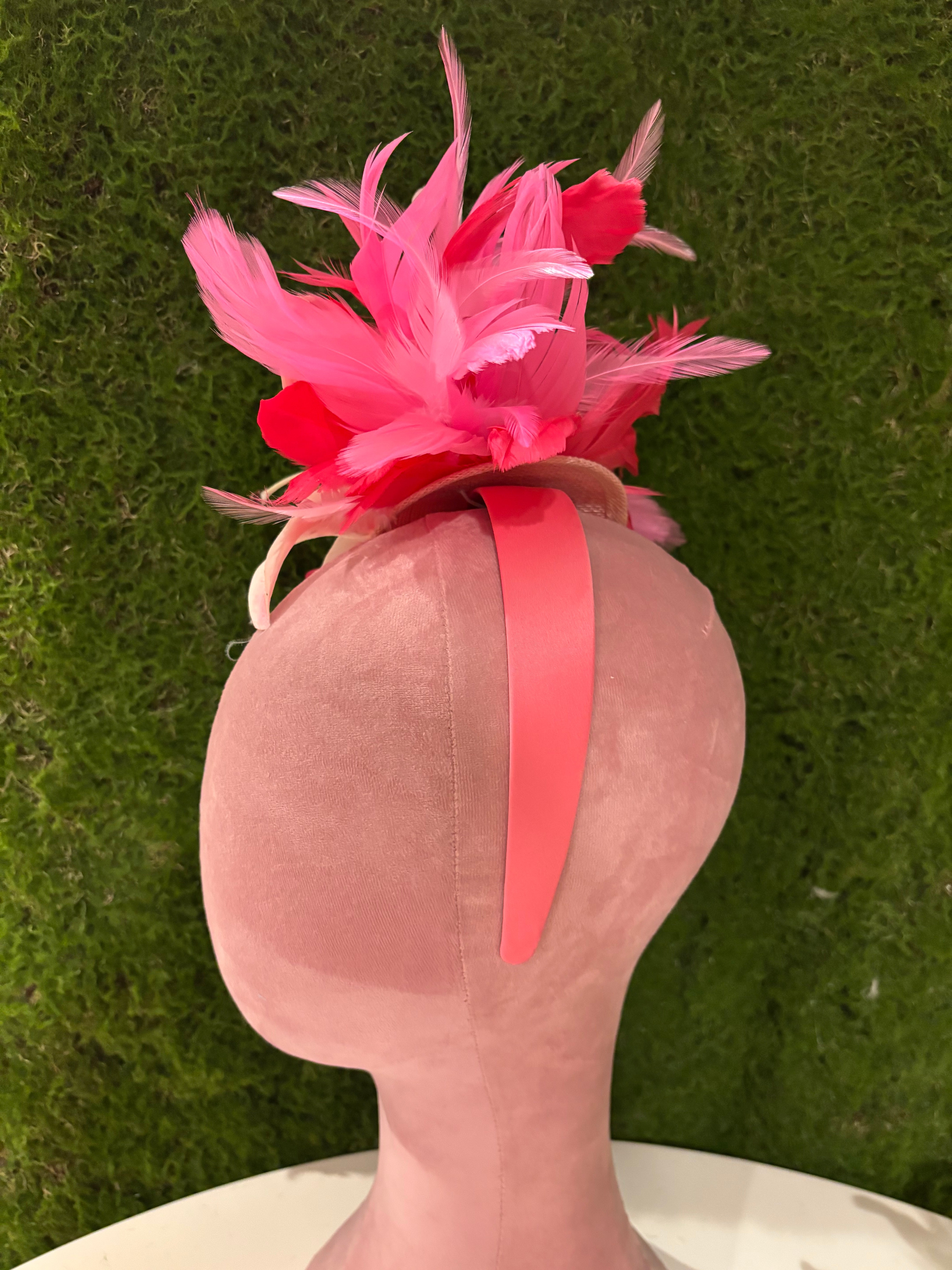 Lily 2 Fascinator