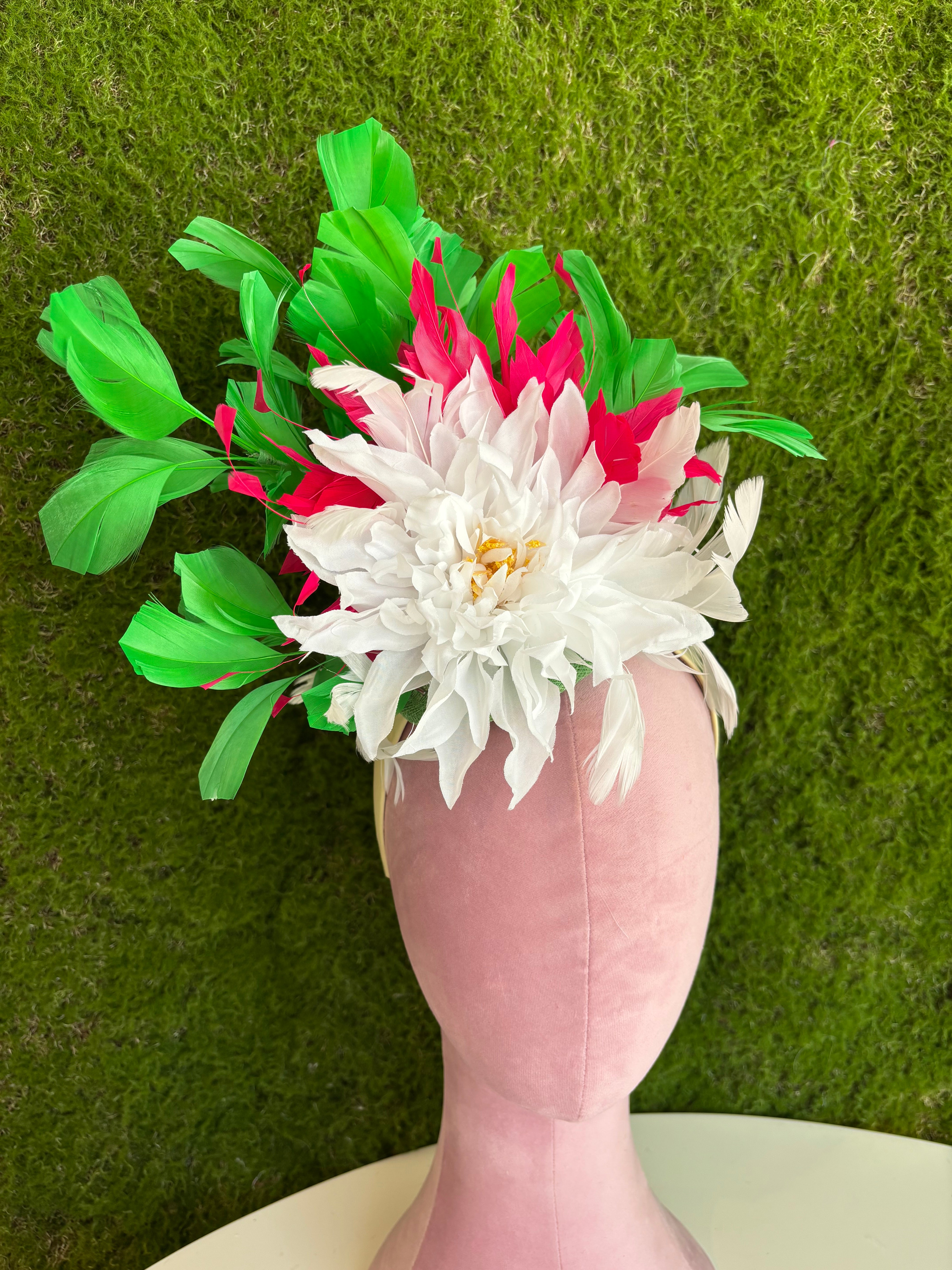 Emily Fascinator - Surprise Lily