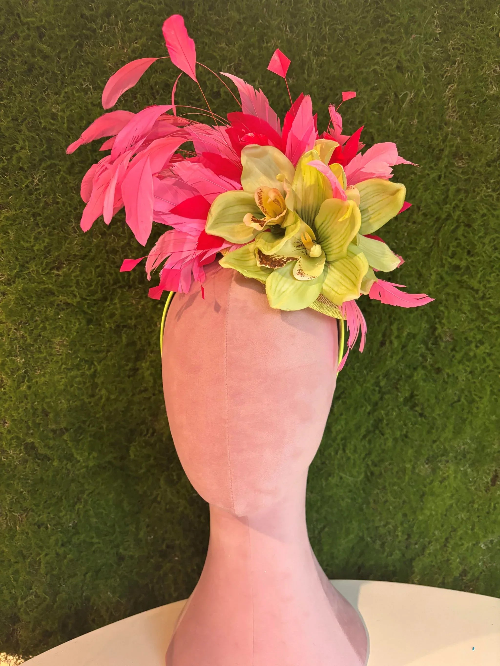 Brittany Fascinator - Surprise Lily