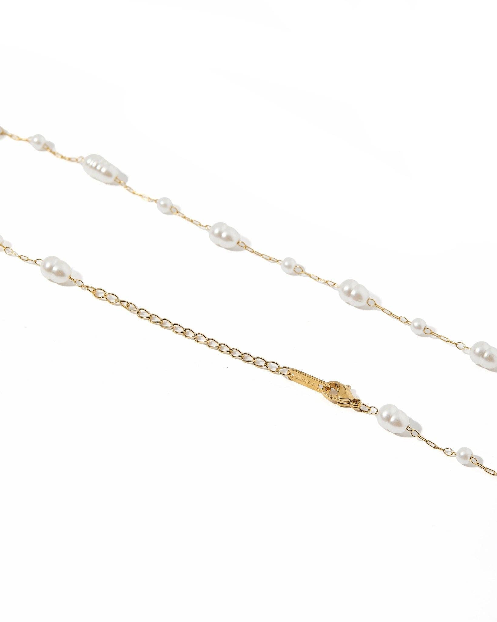 Necklace - Suri Pearl - Surprise Lily